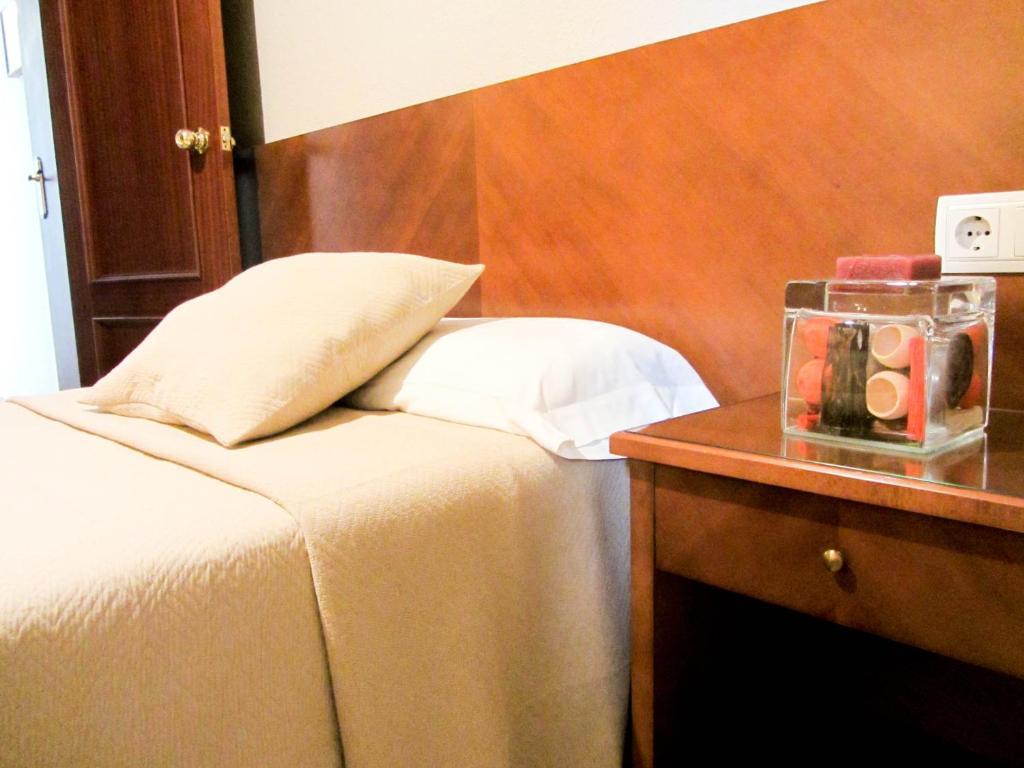 Hotel Avenida Requena Pokoj fotografie